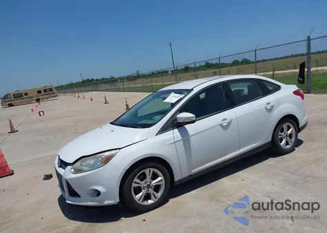2013 Ford Focus Se z USA, uszkodzony, nr VIN 1FADP3F2XDL251450